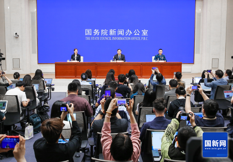 国务院新闻办举行发布会 介绍中国人民抗日战争暨世界反法西斯战争胜利80周年纪念活动总体安排