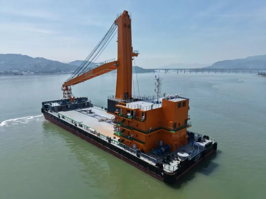 �﷫���� ������Զ�����������ʣ��й������Ʊ�����»�е�豸��������ҵ֮·